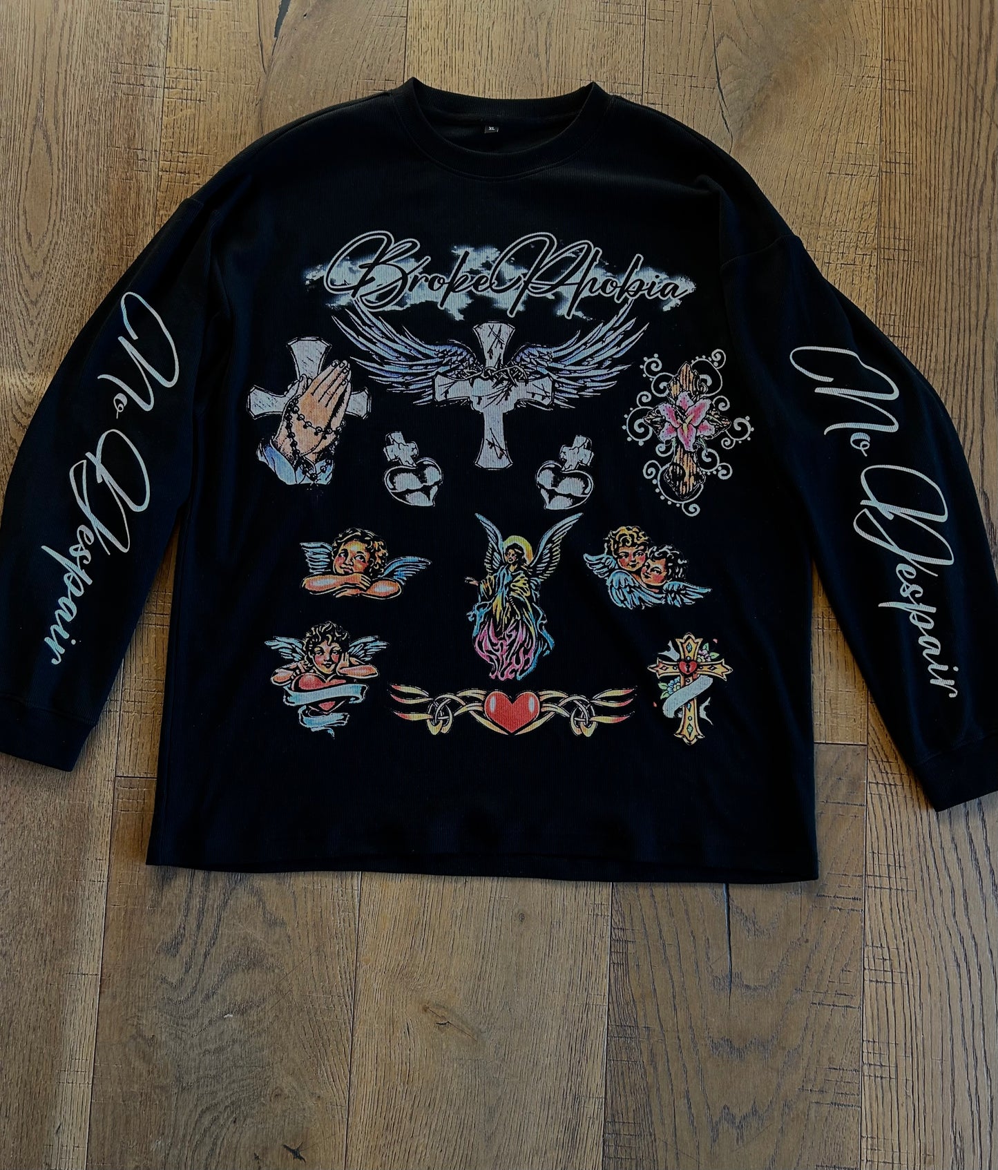 “BrokePhobia LongSleeve”