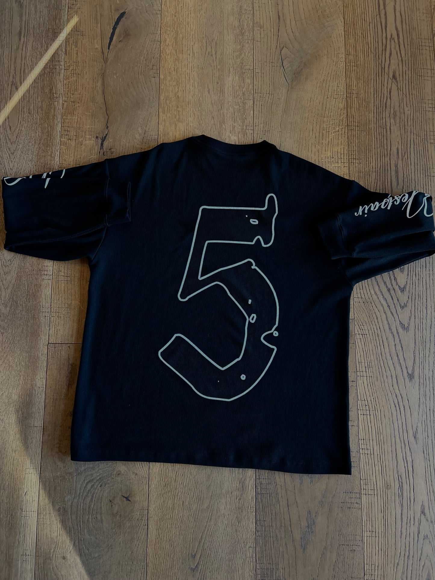 “BrokePhobia LongSleeve”